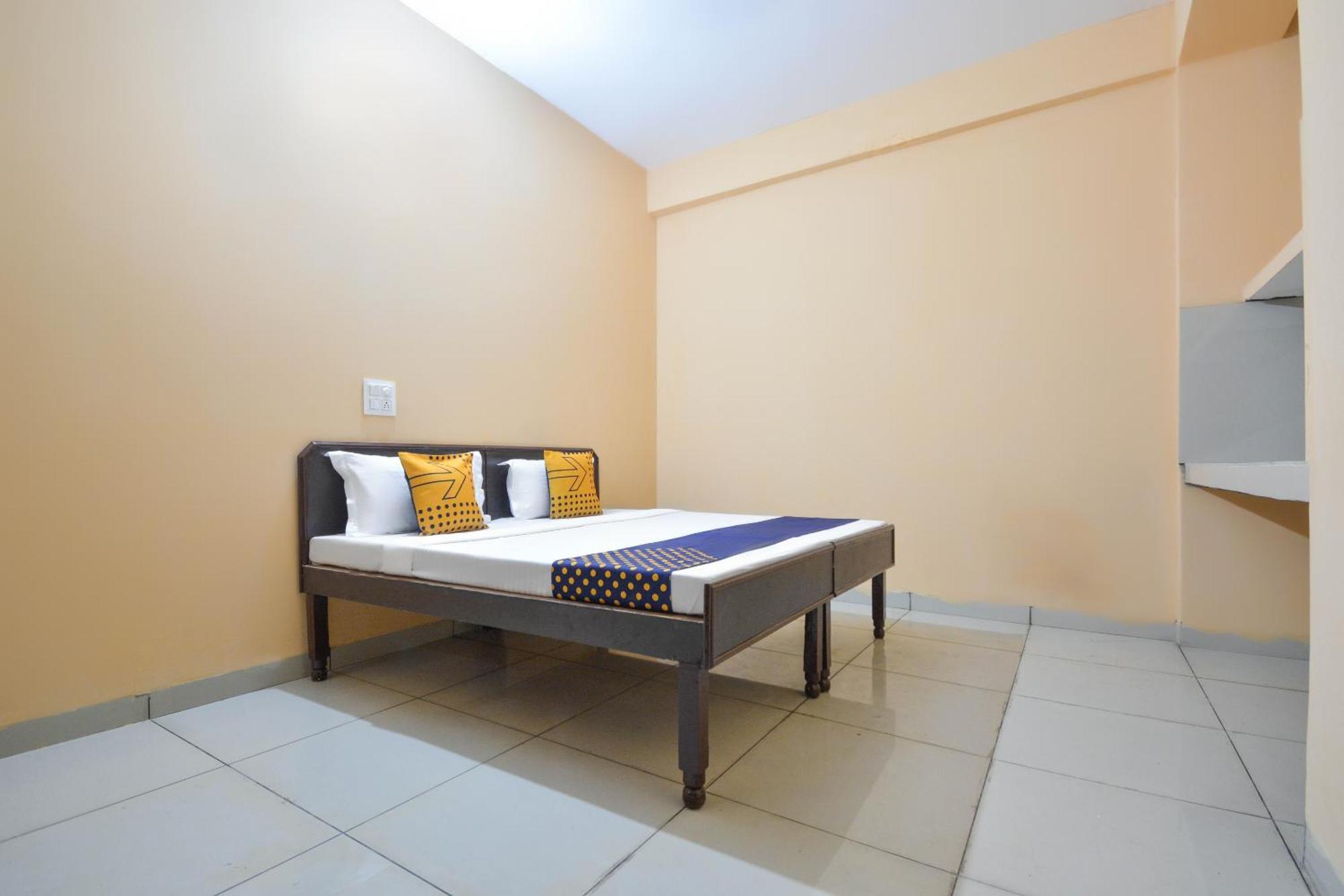 Spot On Hotel Diamond Sohāna Εξωτερικό φωτογραφία
