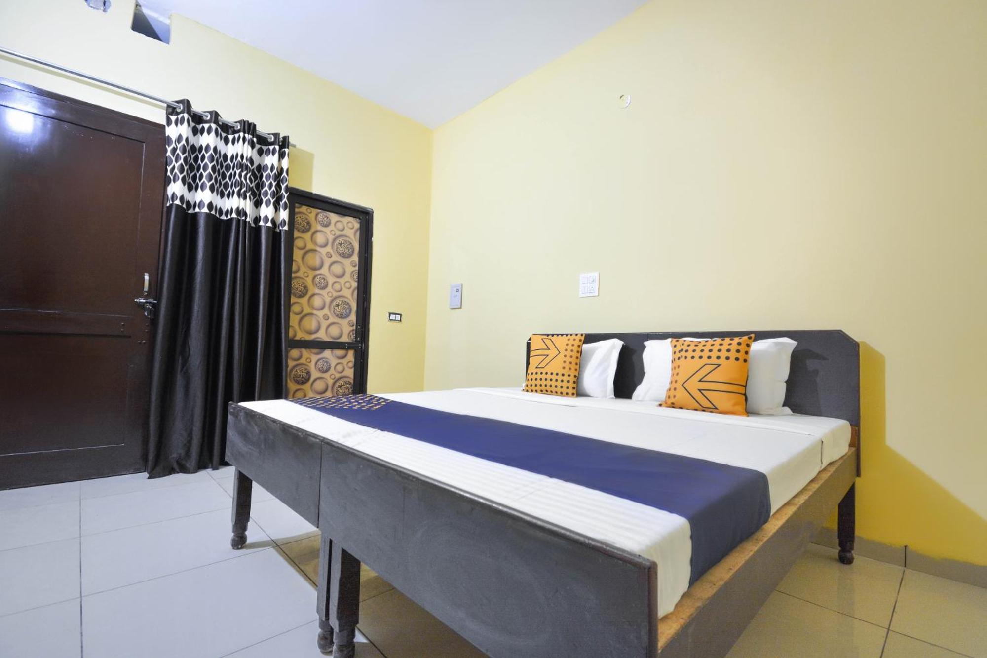 Spot On Hotel Diamond Sohāna Εξωτερικό φωτογραφία