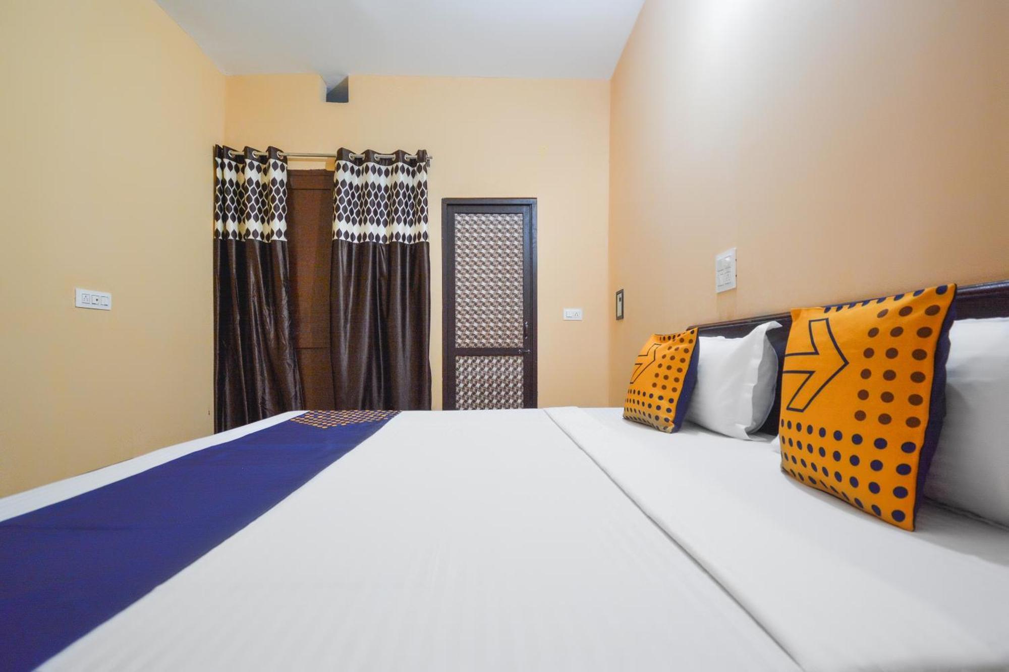 Spot On Hotel Diamond Sohāna Εξωτερικό φωτογραφία